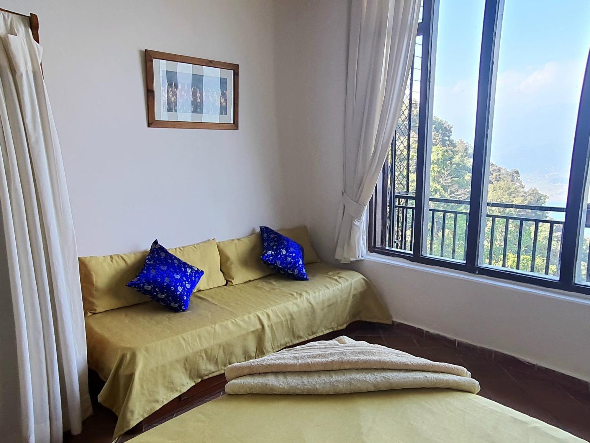 Peace Dragon Lodge Pokhara Dış mekan fotoğraf