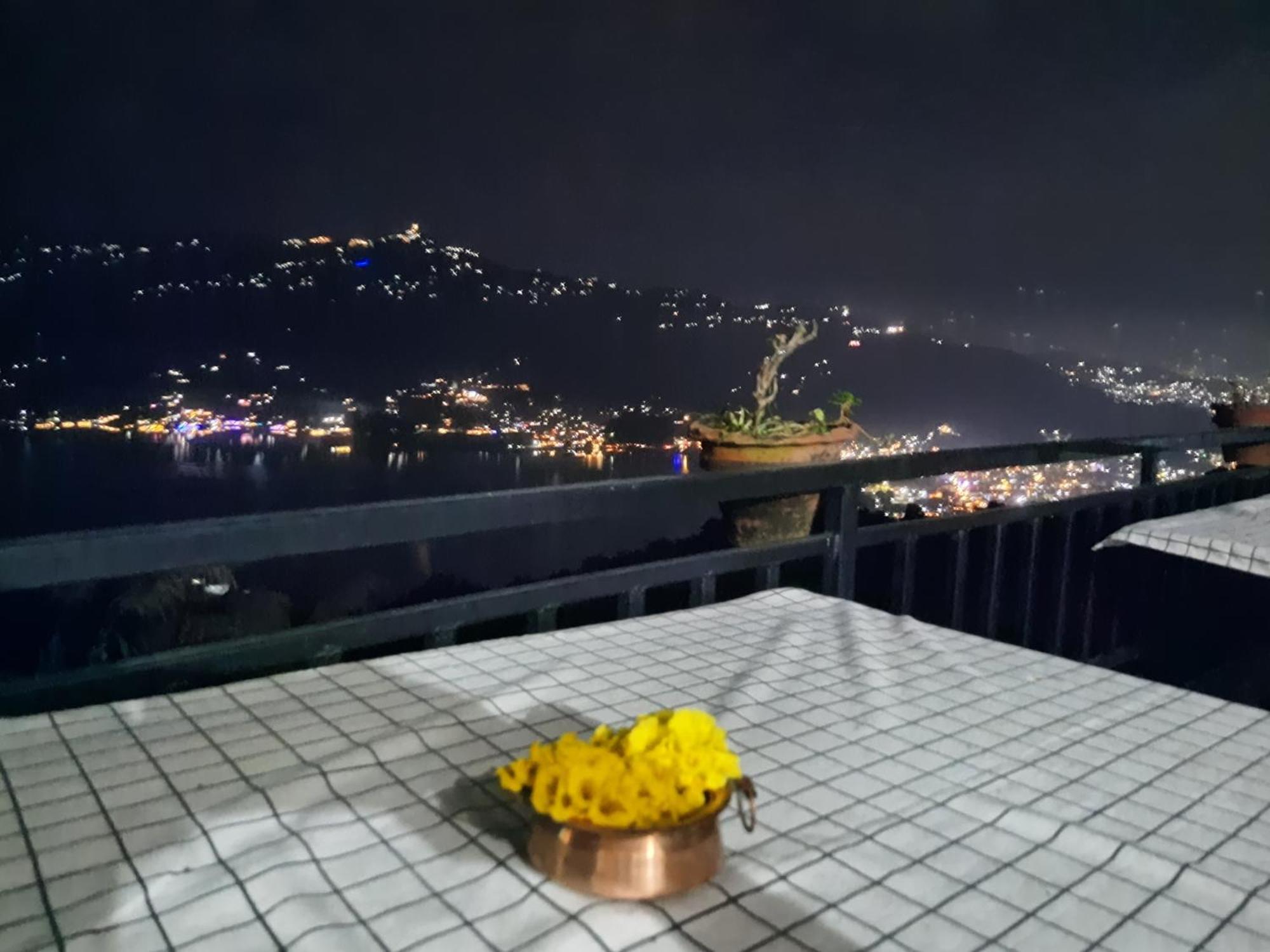Peace Dragon Lodge Pokhara Dış mekan fotoğraf