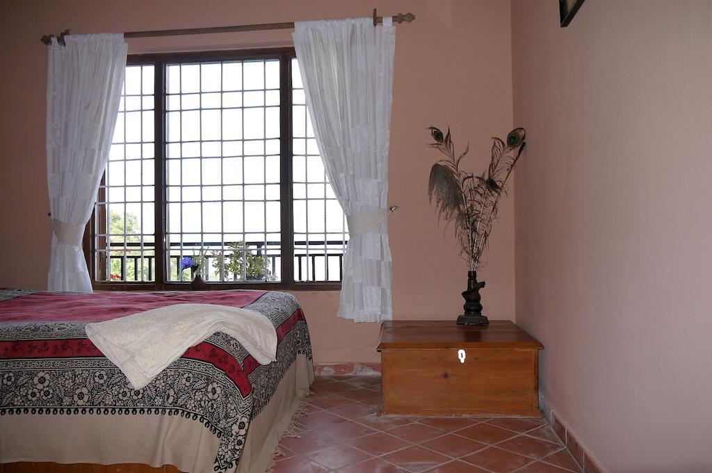 Peace Dragon Lodge Pokhara Dış mekan fotoğraf