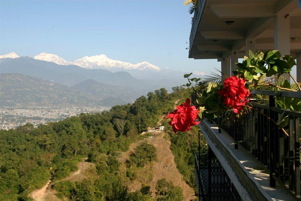 Peace Dragon Lodge Pokhara Dış mekan fotoğraf